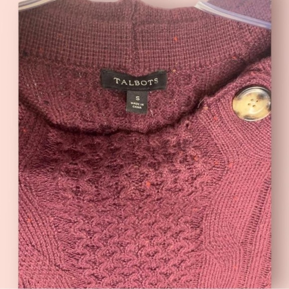 Talbots Cable Knit Button Collar Round  Hem Poncho, Size S - Picture 4 of 6